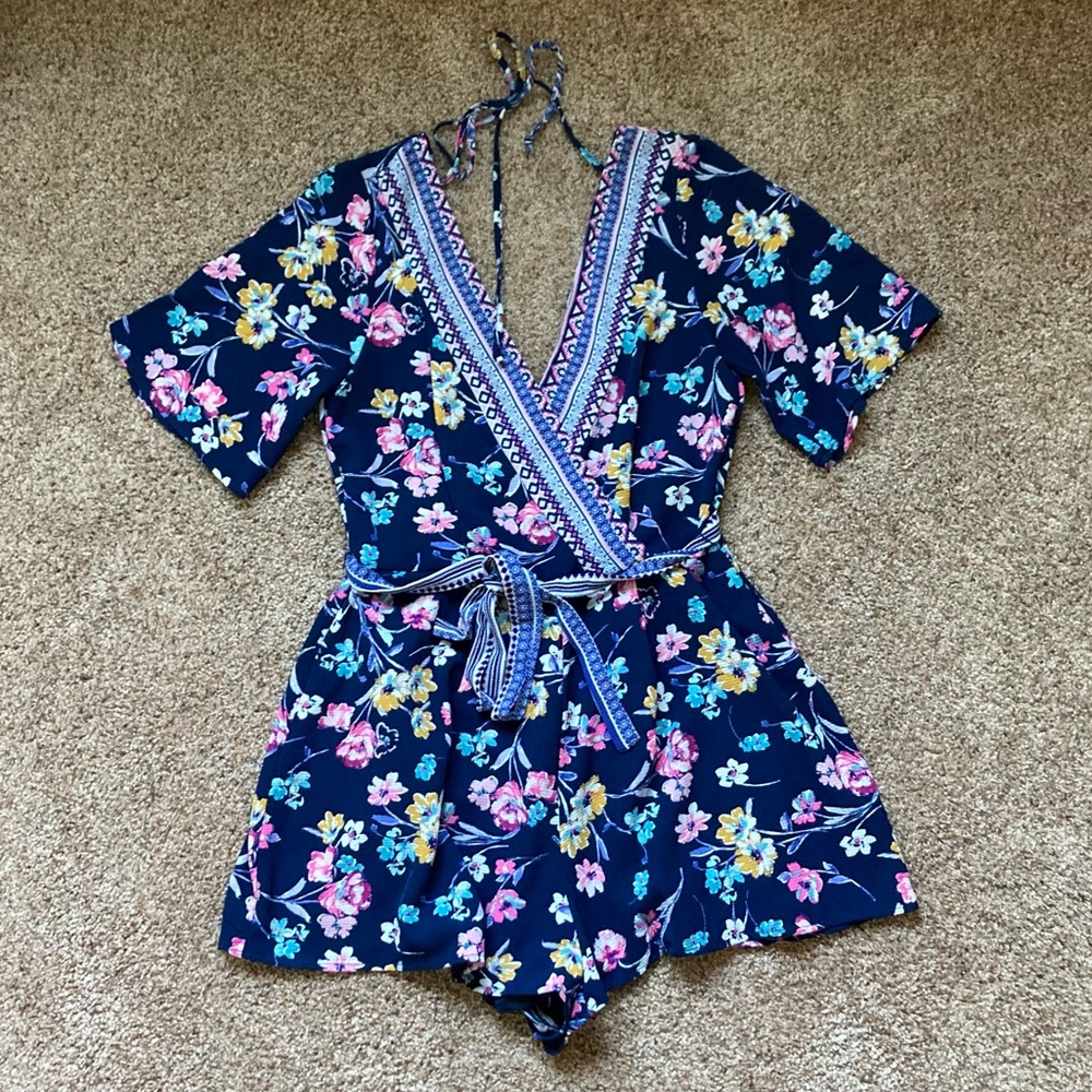 Floral Tie Waist Romper